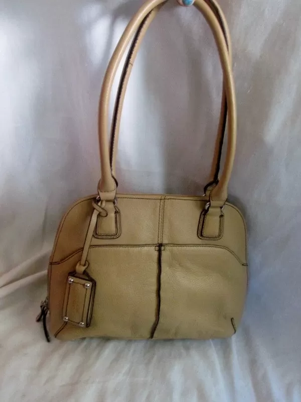 EUC TIGNANELLO leather hobo satchel tote shoulder bucket bag tote BEIGE TAN