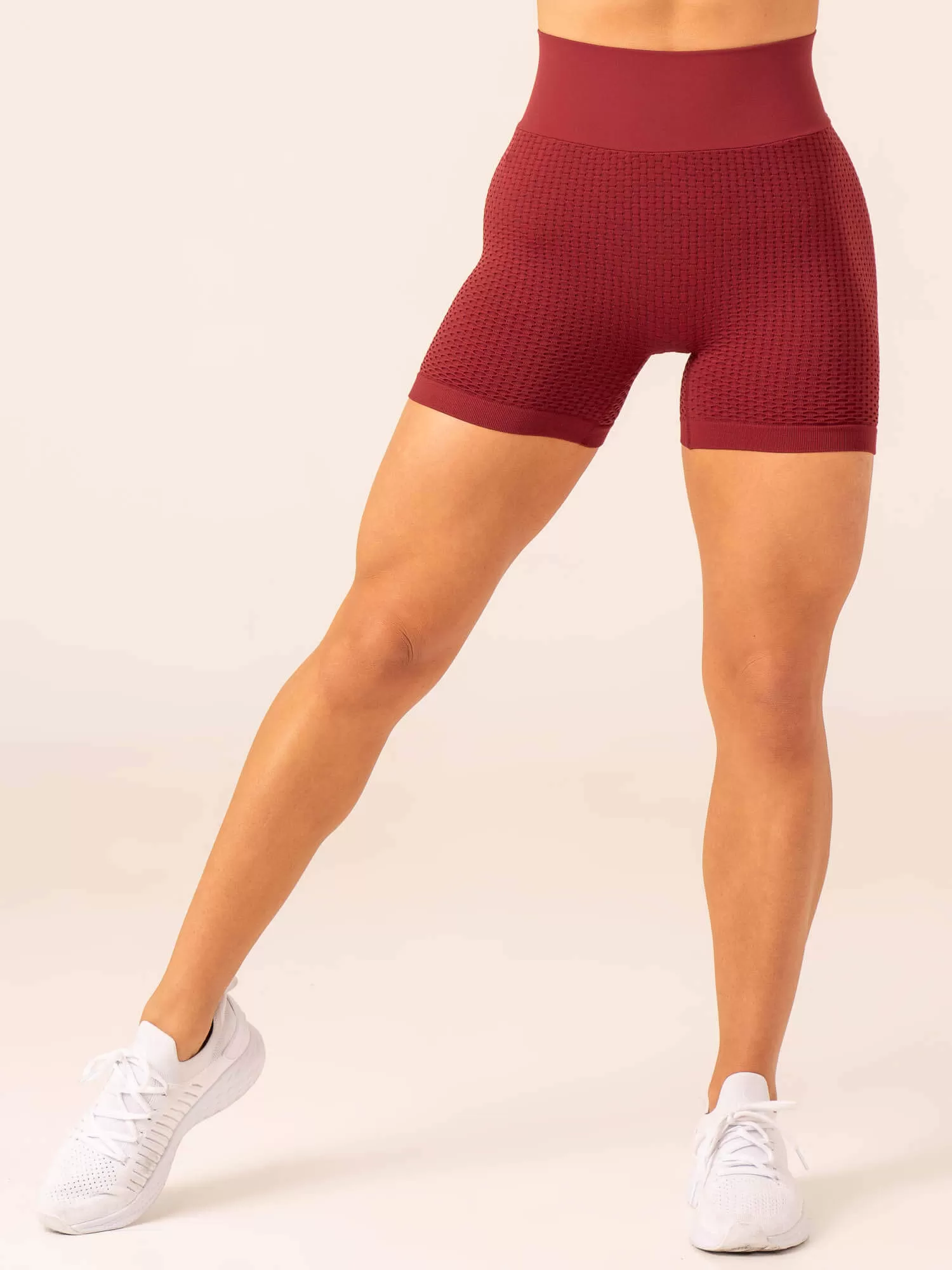 Honeycomb Scrunch Seamless Shorts - Berry