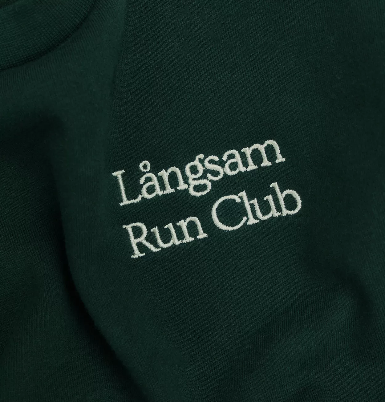 Lngsam Run Club Embroidered Logo Hooded Sweatshirt in Pine Green