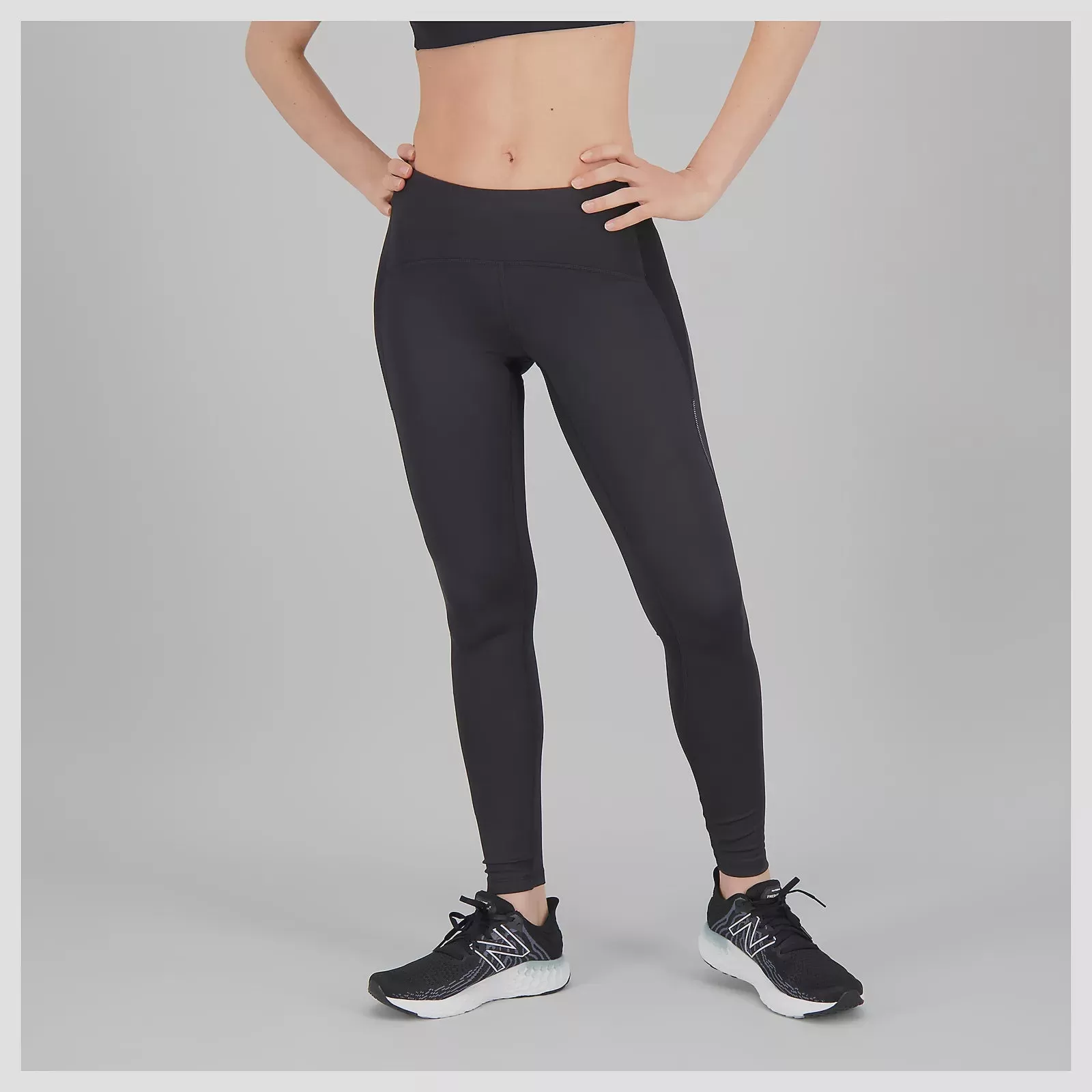 NEW BALANCE WOMENS IMPACT RUN TIGHT - BLACK