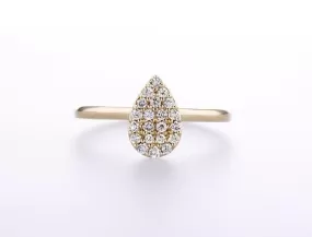 Pear Diamond Ring (0.25Ctw)