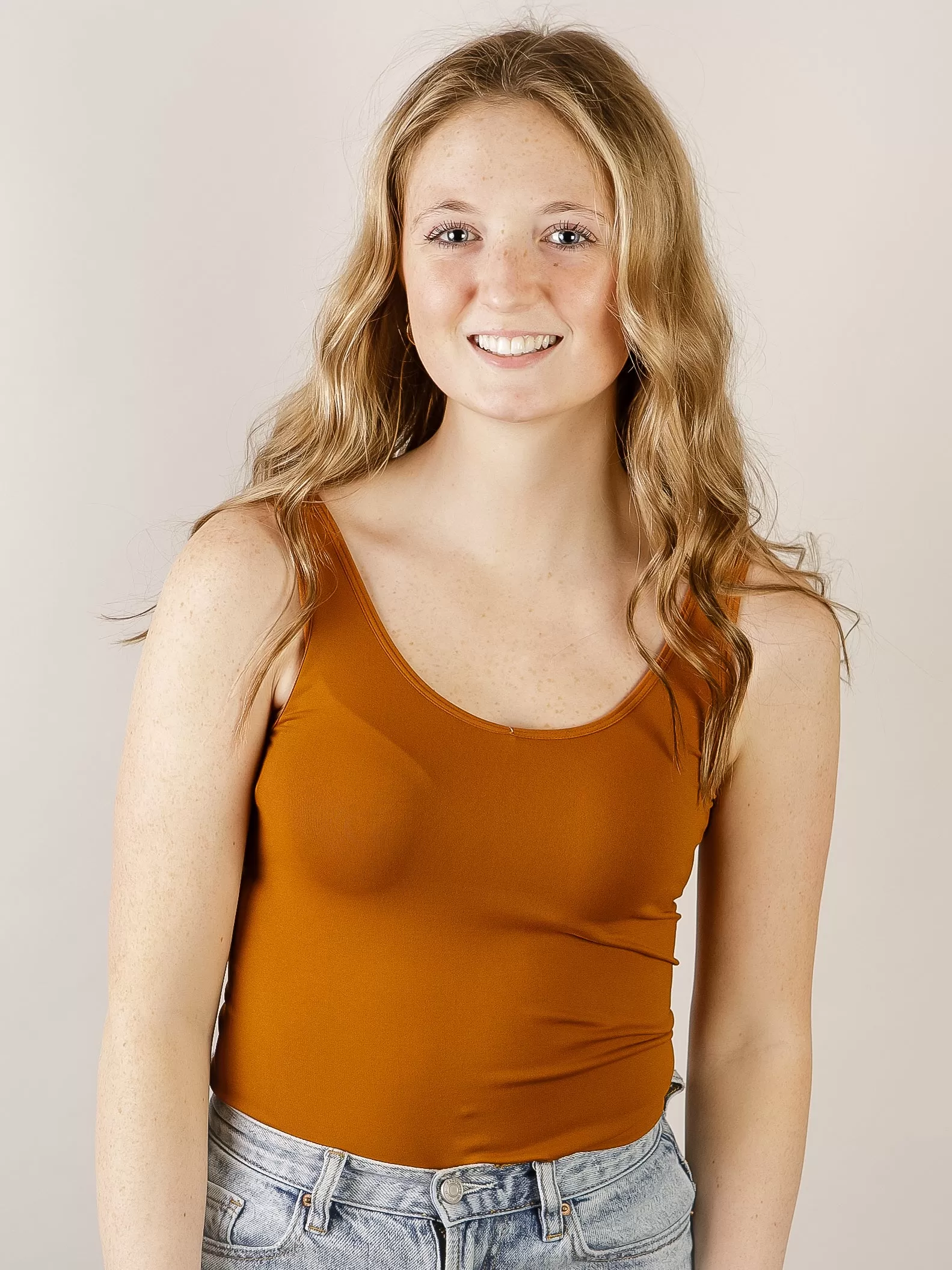 Reversible Neckline Seamless Tank (One Size)